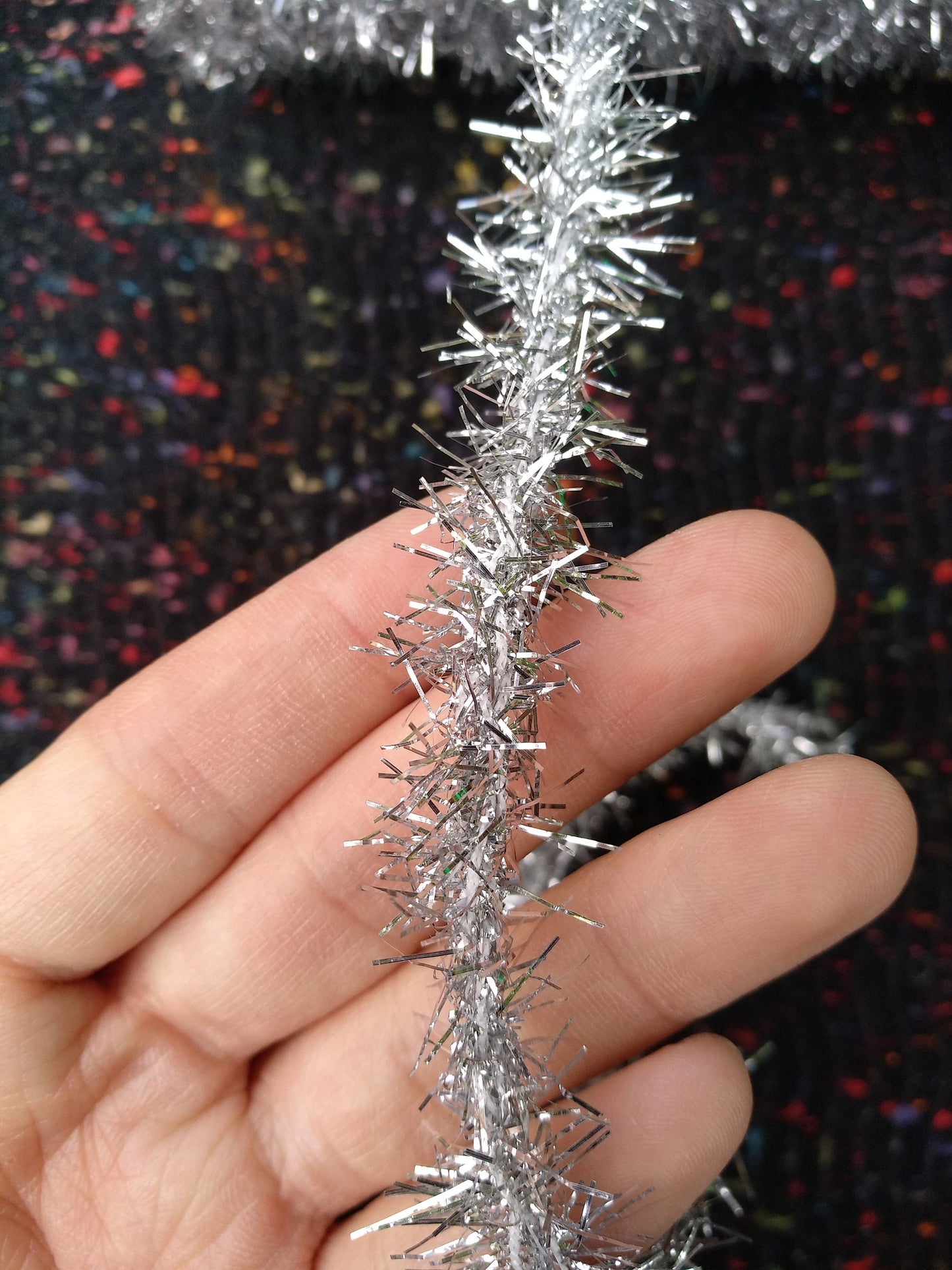 Unwired Metallic Mini Tinsel -0.5in width Fluffy Straggly Ribbon String- For Table top Christmas tree Decoration, Party hat, Gift wrapping