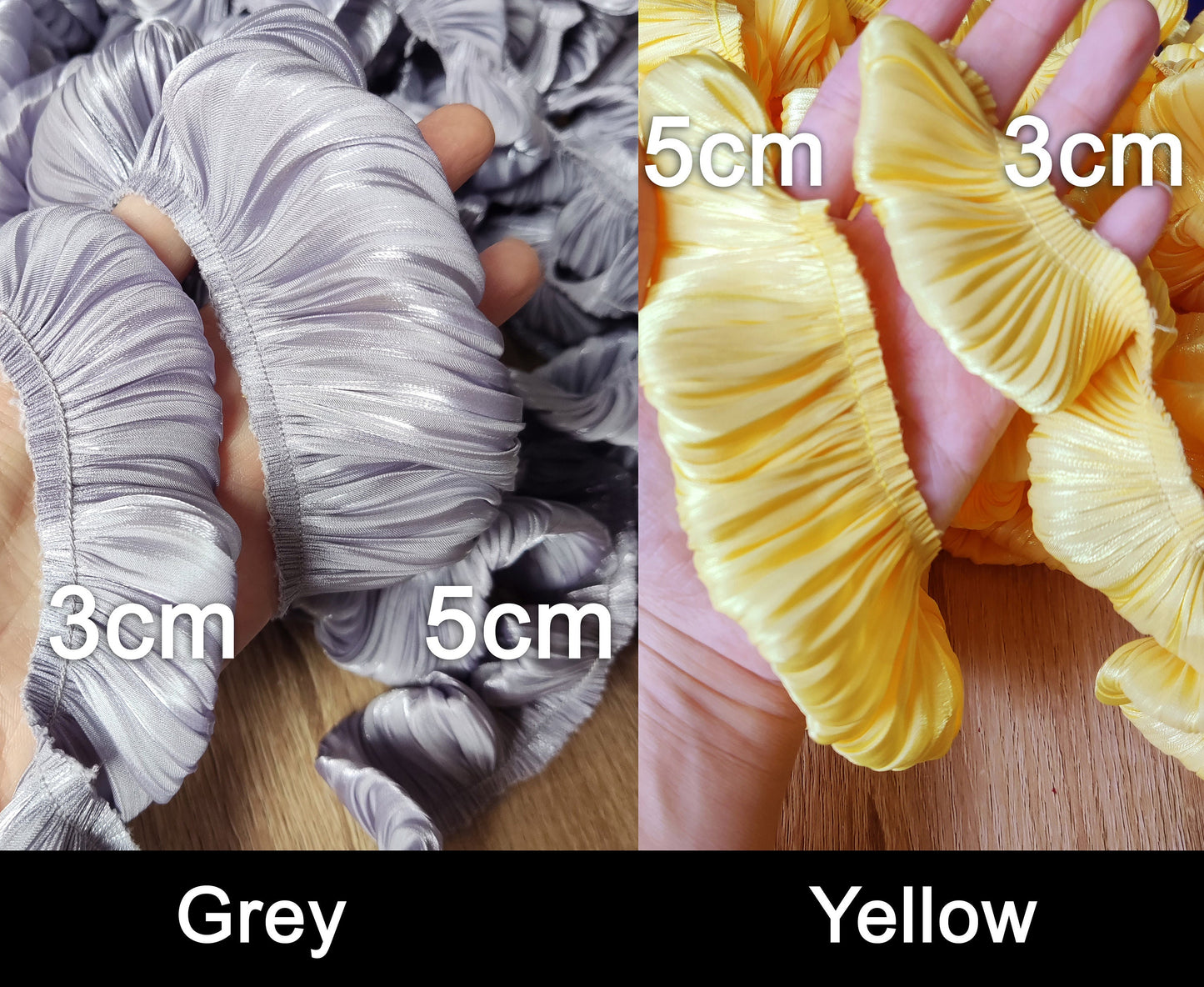 Pleated Puffy Chiffon Shimmery Trim-3cm wide Gathered border- Frilly Ruffle Edging- Per yard- Costume DIY, Doll Making, Sewing embellishment