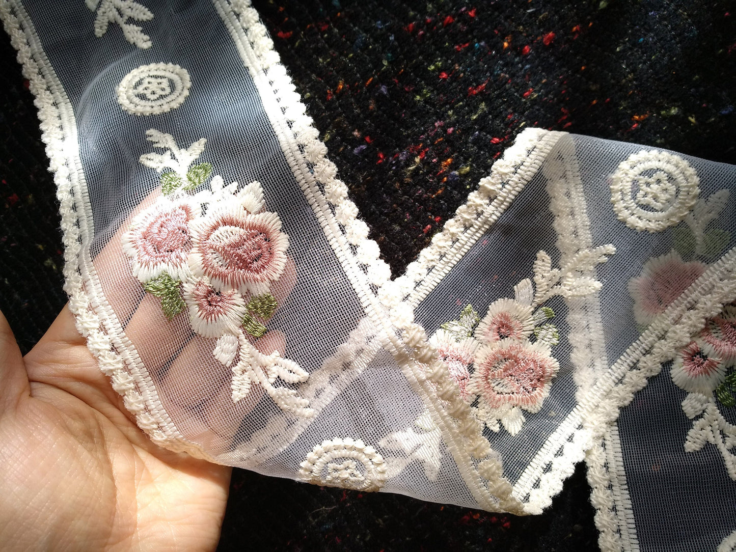 Embroidered Floral Sheer Ribbon Trim -9cm width Heart Net Mesh Border Edging -Per yard -DIY Clothing, Festival Costume, Crafts Decor