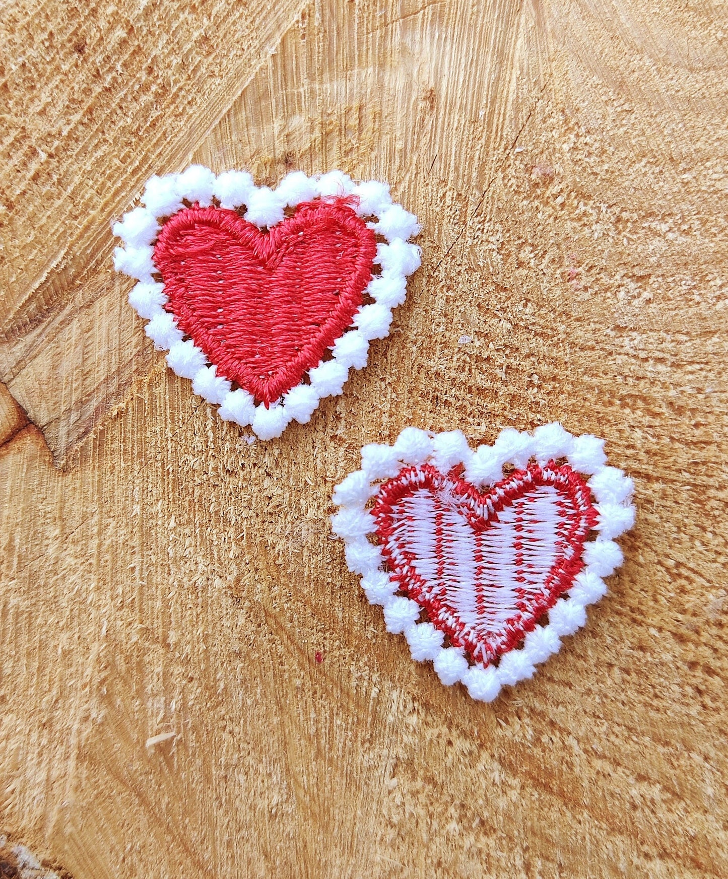 10 Small Embroidered Heart Appliques - Sew on motifs/patches - DIY Clothes, Sewing, Junk Journal, Scrapbooking