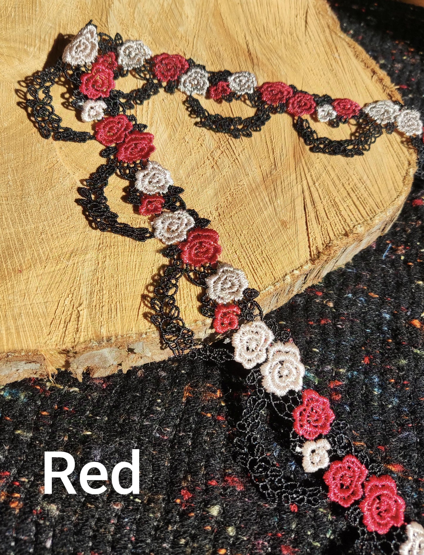 3.5cm Width Rose Flower Chain Embroidered Trim- Delicate Floral Lace Border -Per yard- For Dressmaking, Soft furnishing, Costume decoration