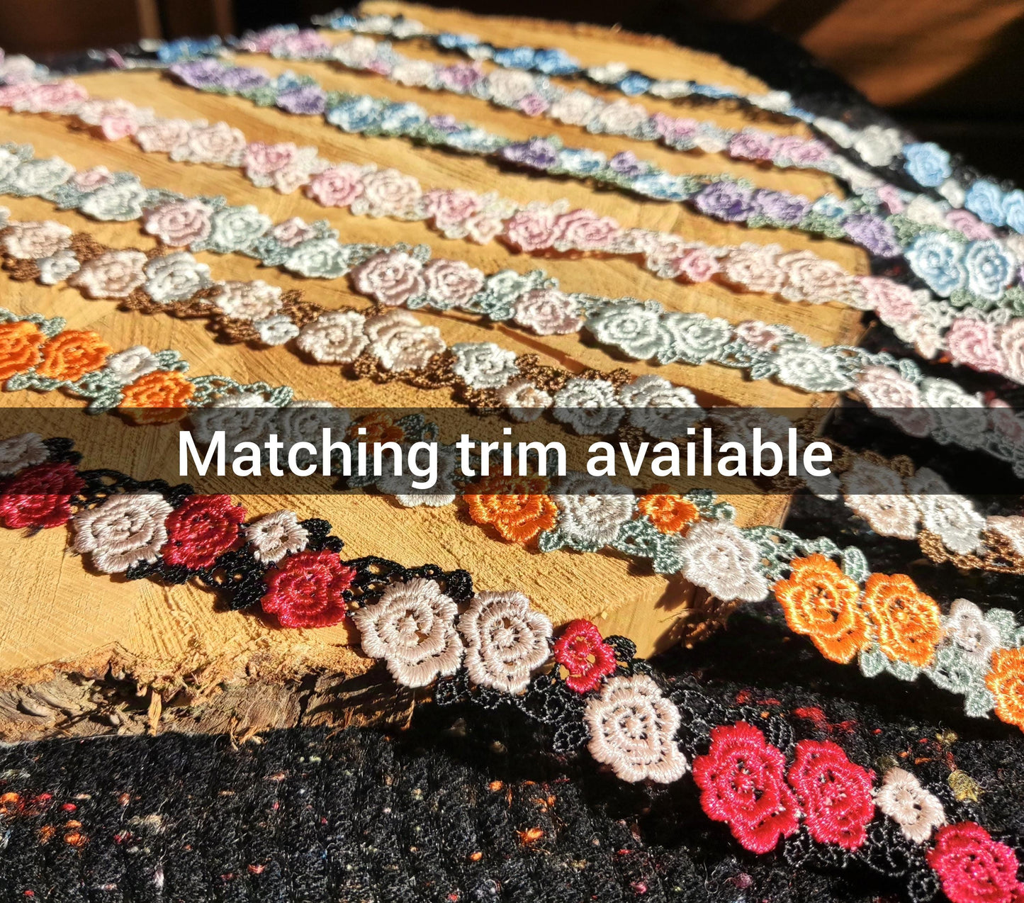 3.5cm Width Rose Flower Chain Embroidered Trim- Delicate Floral Lace Border -Per yard- For Dressmaking, Soft furnishing, Costume decoration