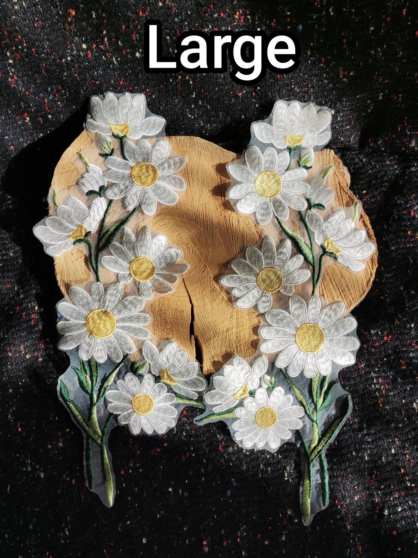Large Embroidered White Daisy Sew on Applique Motif- 1 Pair - Sew on White Flower Patch