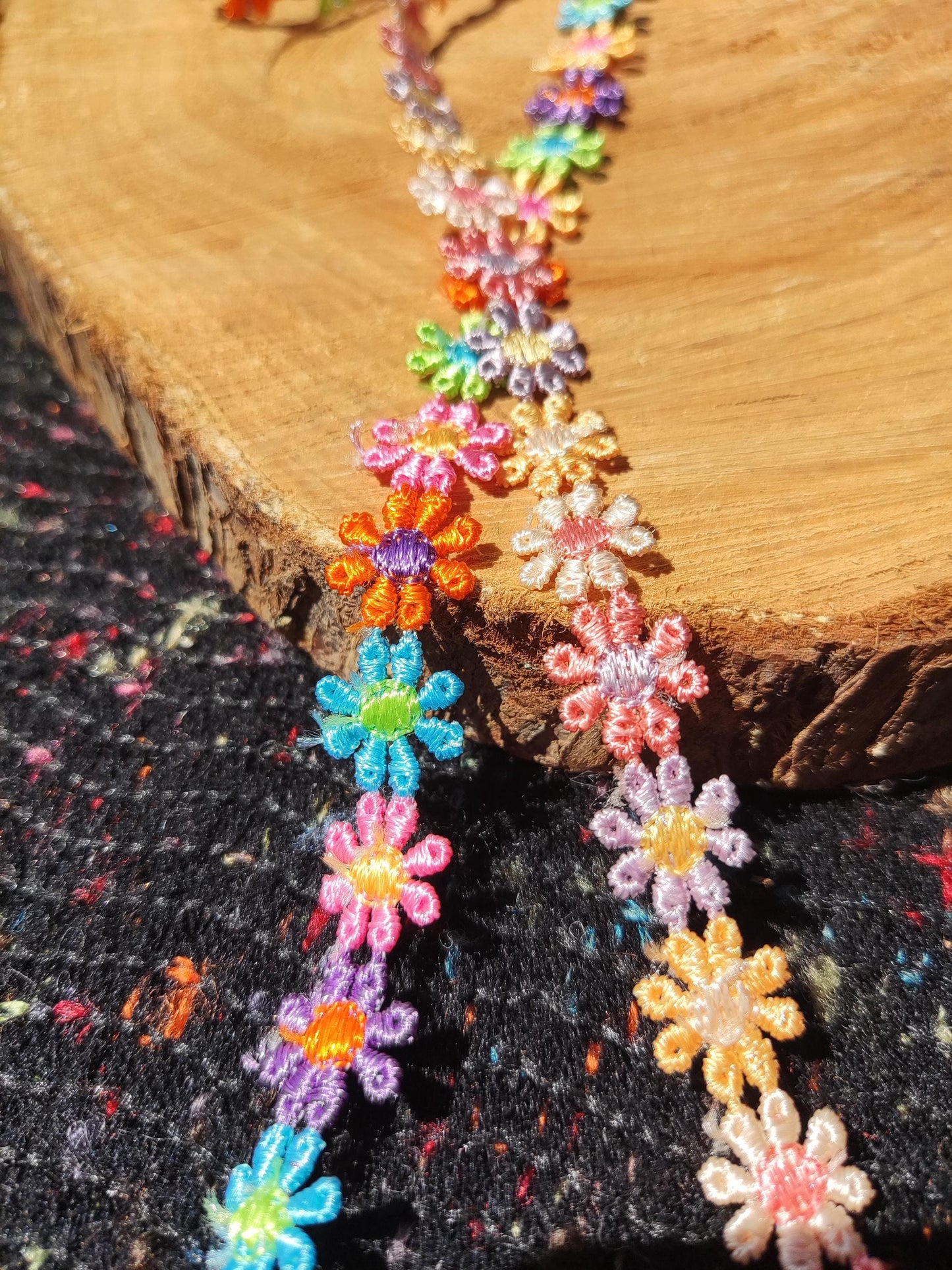 Colourful Embroidered Daisy Chain Trim -Per yard- 1.2cm Narrow Multi colored Rainbow Flower Embellishment-DIY Sewing, Costume, Scrapbooking