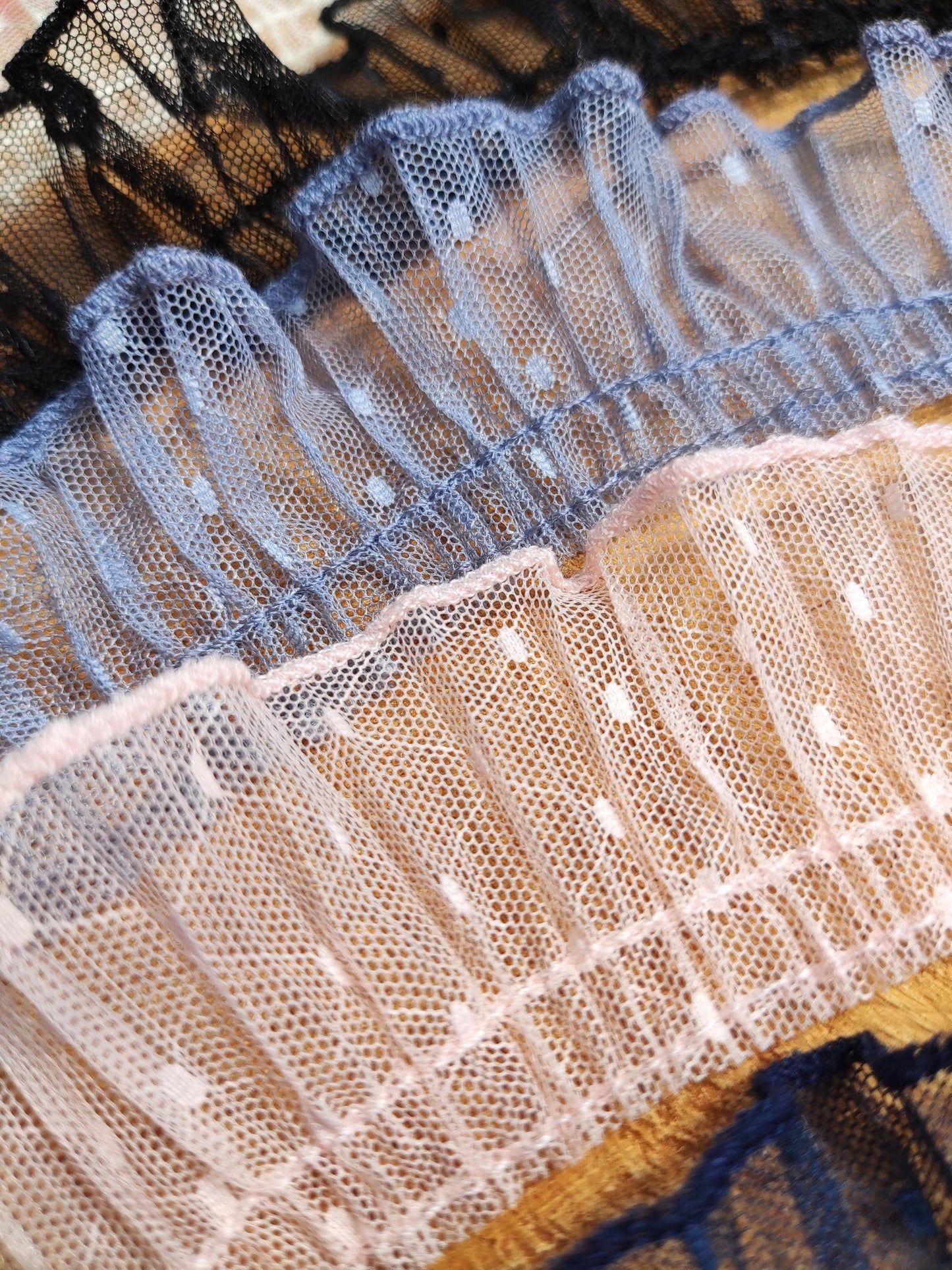 Pleated Dotty Tulle Frilly Trim- 4cm Width Gathered Spotty Ruffle Edging- Per yard- For Doll making, Bridal trim, Upholstery, Scrunchie DIY
