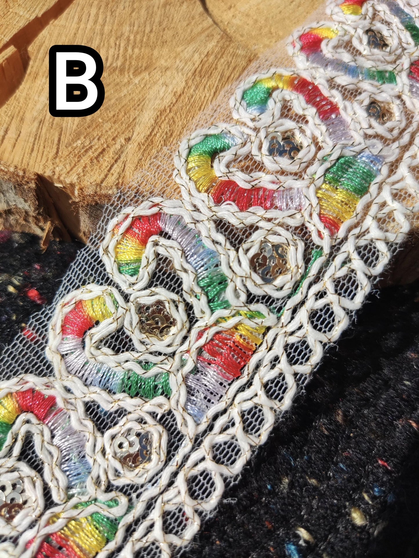 Off white Bohemian Trim with Sequins-4.5cm wide Gold thread Embroidered Mesh Border- Per yard- DIY Costume, Soft furnishings, Dressmaking