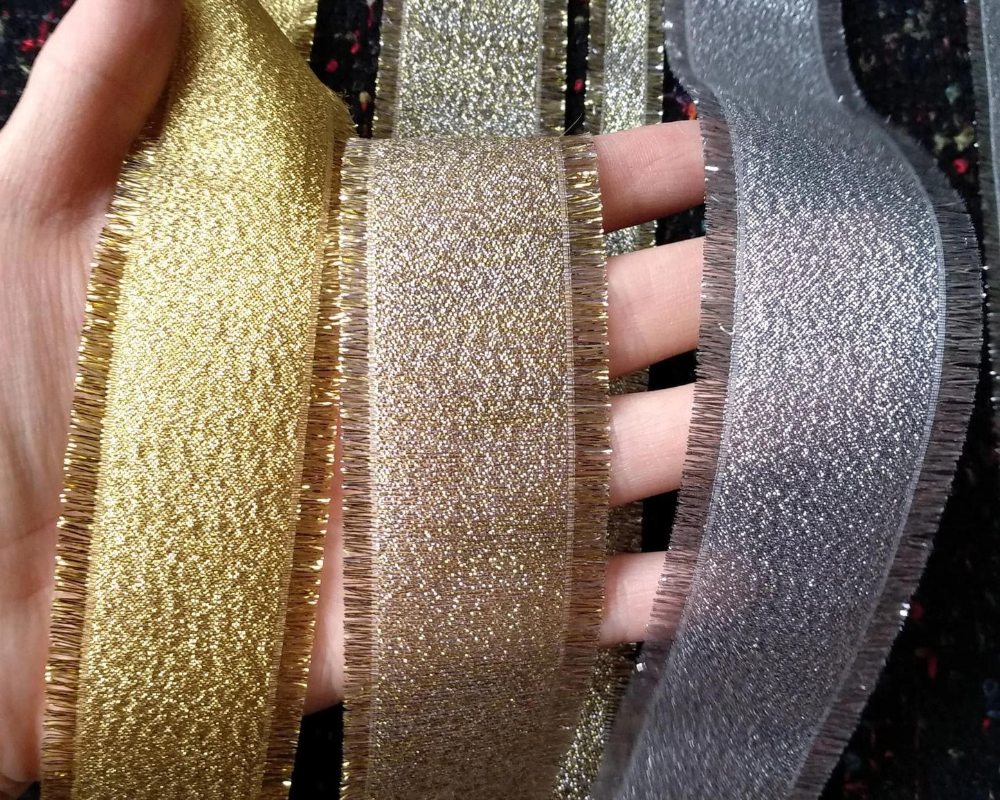 38mm Frayed Edge Lurex Ribbon- Waterproof Metallic Ribbon in Gold or Silver- Luxury Sparkly Gift Wrap for Christmas, Wreaths DIY, Halloween