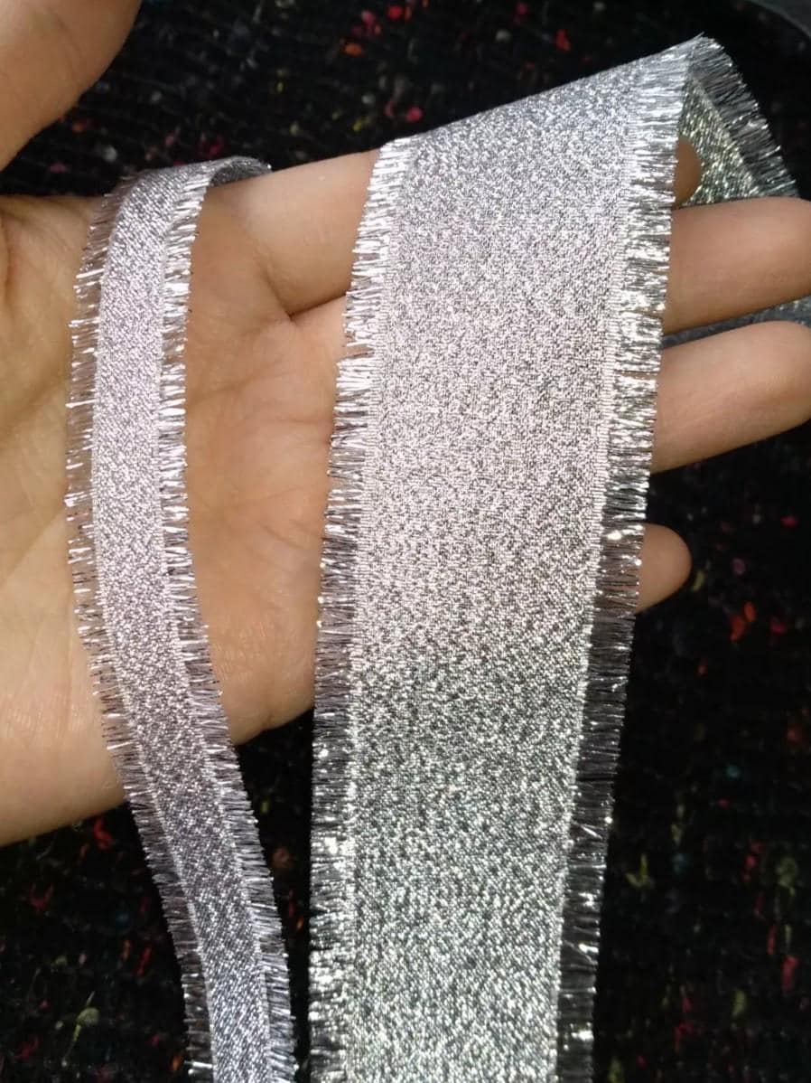16mm Frayed Edge Lurex Ribbon- Double Sided Metallic Ribbon in Gold or Silver- Luxury Sparkly Gift Wrap for Christmas, Halloween, Birthdays