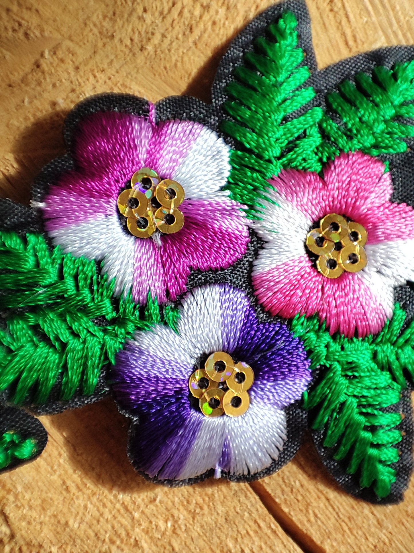 0.5 Yard - Iron on Sequined Embroidered Flower Trim/ Patches - 5.5cm width