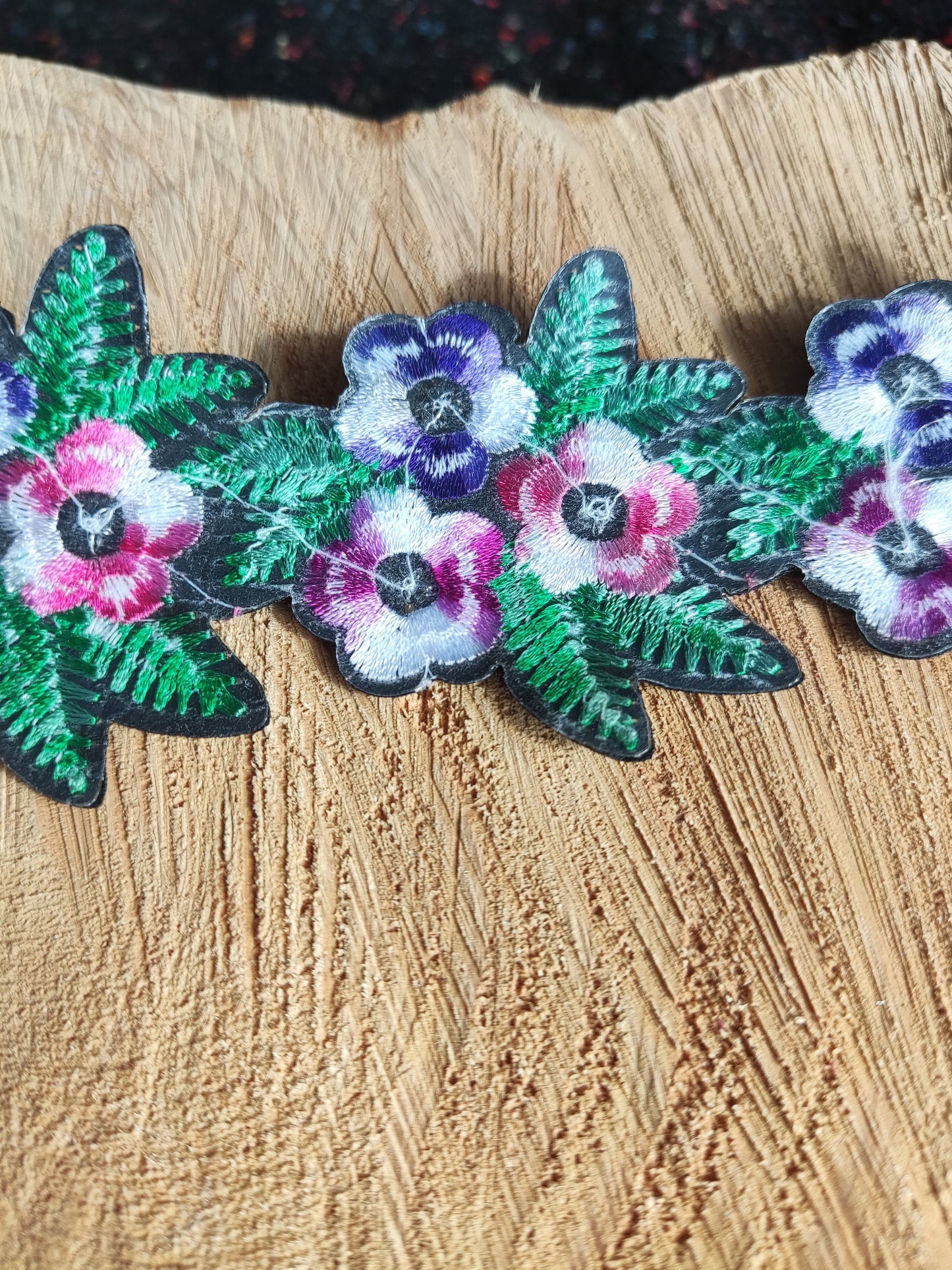 0.5 Yard - Iron on Sequined Embroidered Flower Trim/ Patches - 5.5cm width