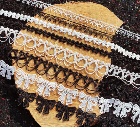 Bow Pattern Lace trim- Per yard -For Sewing, Doll Making, Scrapbooking, Bridal DIY