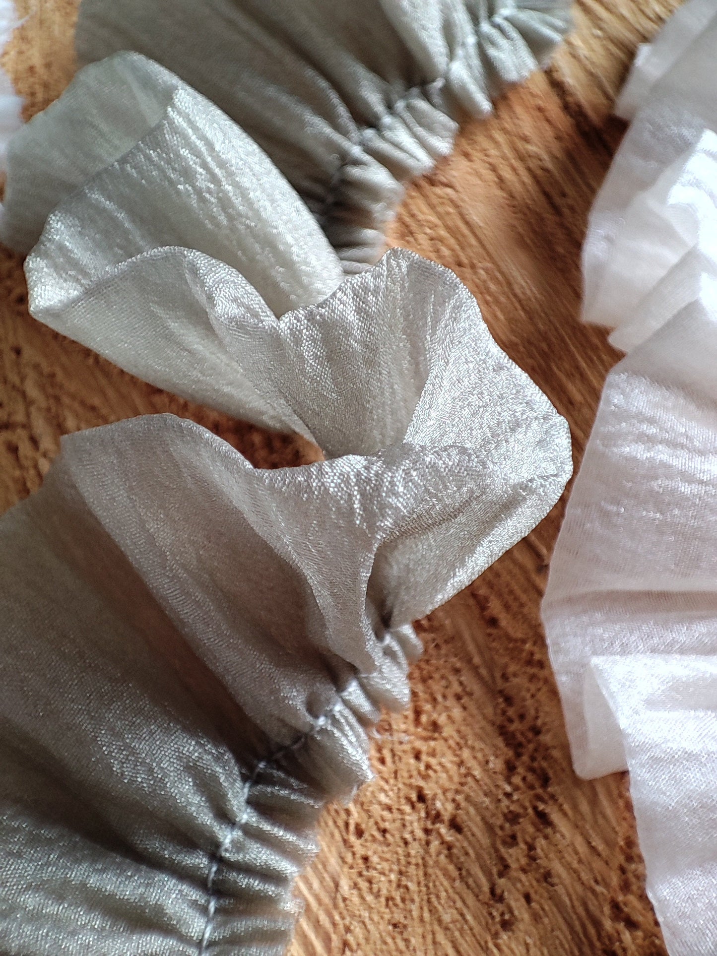 Lightweight Silver Shimmer Organza Trim- Per yard -3cm width Gathered Puffy Ruffle Trim for Doll Clothes, Dressmaking, Sewing