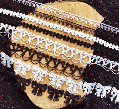 Bow Pattern Lace trim- Per yard -For Sewing, Doll Making, Scrapbooking, Bridal DIY
