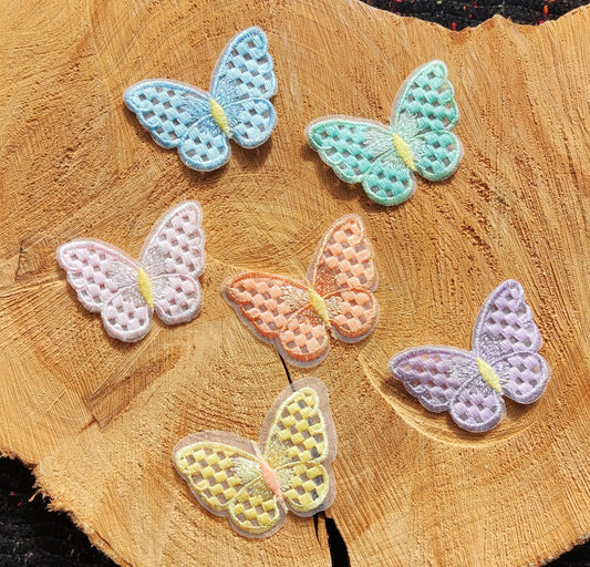 1pc Checked Design Butterfly Sew on Lace Applique Embroidery -4.5cm*6cm Motif Patch
