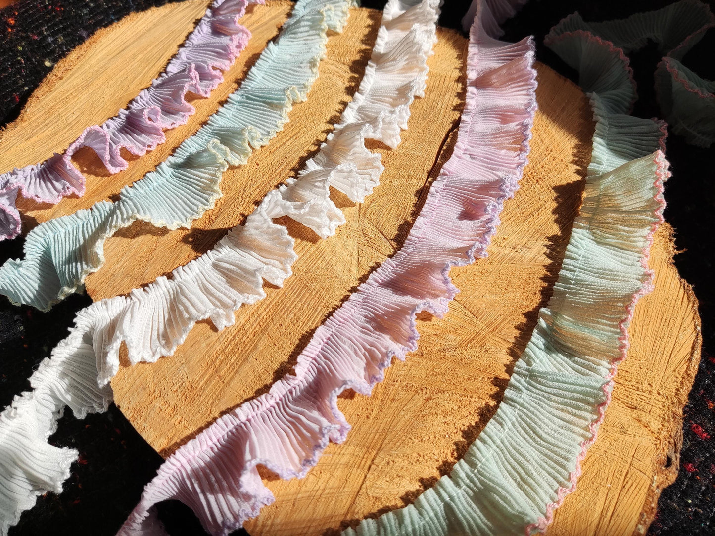 Pastel Chiffon Pencil Shaving Trim with Scallop Edge- Per yard- 3cm width Pleated Border for Doll making, Soft Furnishing, Dressmaking