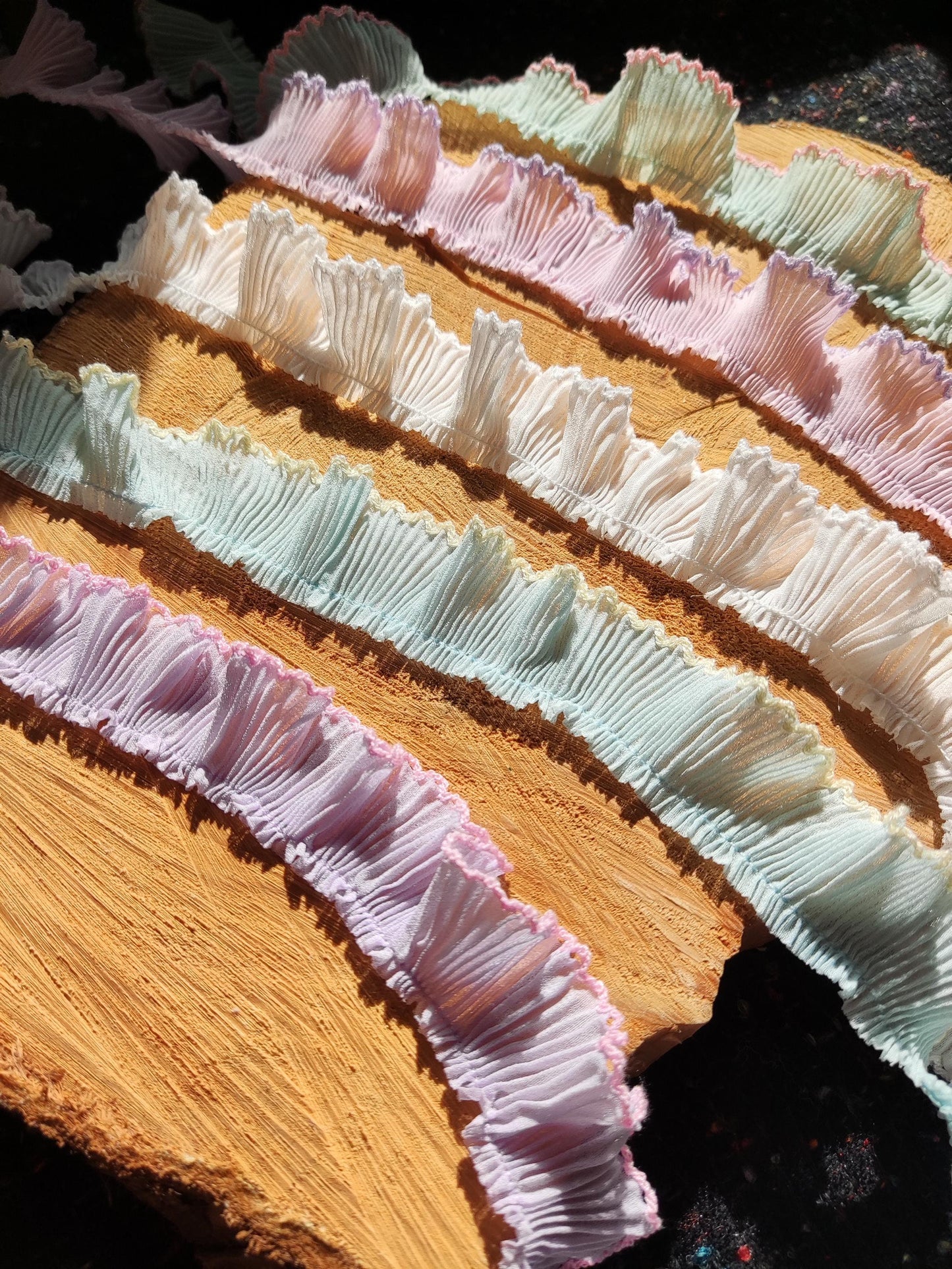 Pastel Chiffon Pencil Shaving Trim with Scallop Edge- Per yard- 3cm width Pleated Border for Doll making, Soft Furnishing, Dressmaking