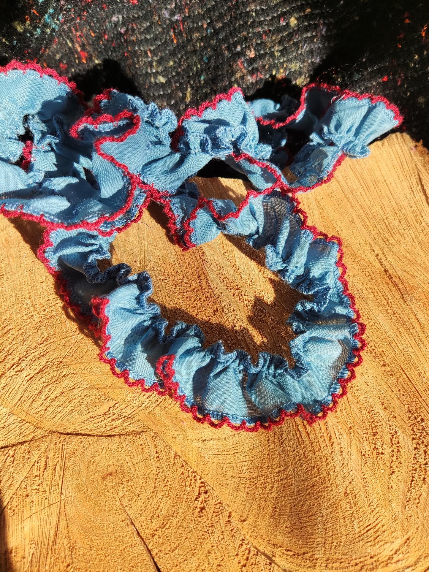 Pure Cotton Retro Colour Trim with Embroidered Contrast Scallop Edge- Per yard -2.5cm wide Ruffle Edging-Doll making, Dressmaking, Scrunchie