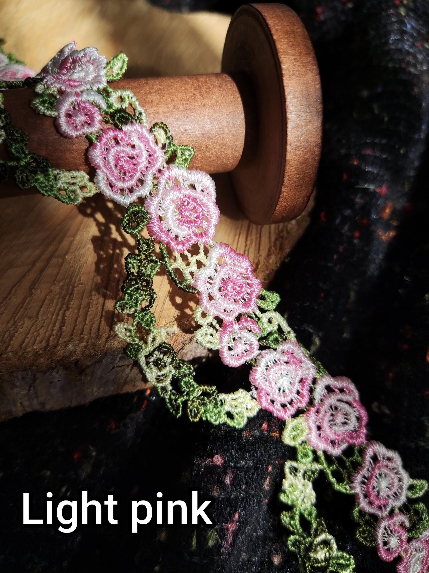 Rococo Rose Chain Floral Trim- 3.5cm width Flower Vine Embroidered Lace Border for Clothing, Costume, Dressmaking, Upholstery