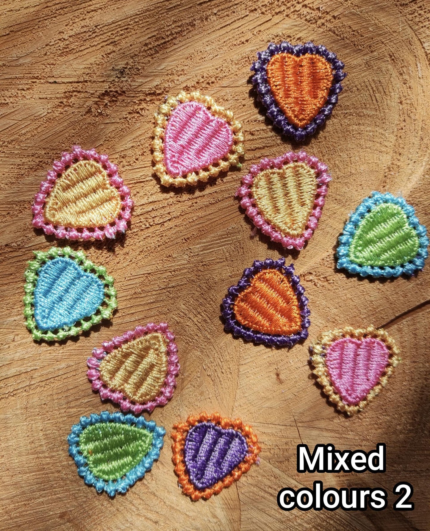 10 Small Embroidered Heart Appliques - Sew on motifs/patches - DIY Clothes, Sewing, Junk Journal, Scrapbooking