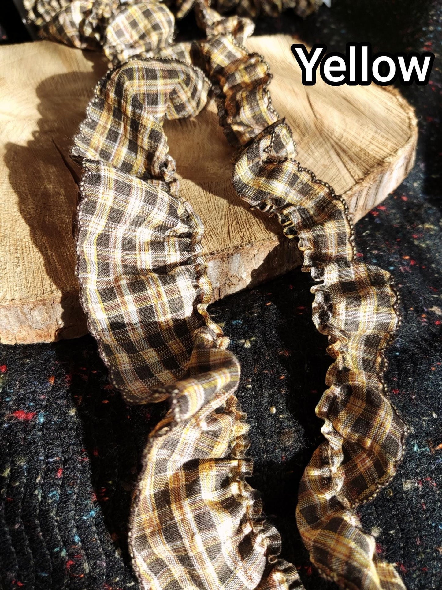 Country Gingham Ruffle Trim with Scallop Edge-Tartan Plaid Frilly Border- Per yard -For Doll Clothes DIY, Scrunchie, Dressmaking