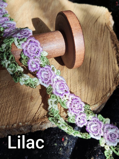 Rococo Rose Chain Floral Trim- 3.5cm width Flower Vine Embroidered Lace Border for Clothing, Costume, Dressmaking, Upholstery