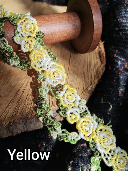 Rococo Rose Chain Floral Trim- 3.5cm width Flower Vine Embroidered Lace Border for Clothing, Costume, Dressmaking, Upholstery