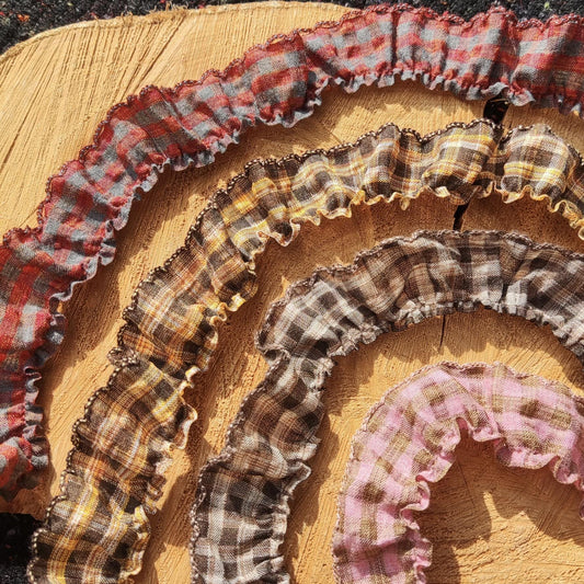 Country Gingham Ruffle Trim with Scallop Edge-Tartan Plaid Frilly Border- Per yard -For Doll Clothes DIY, Scrunchie, Dressmaking