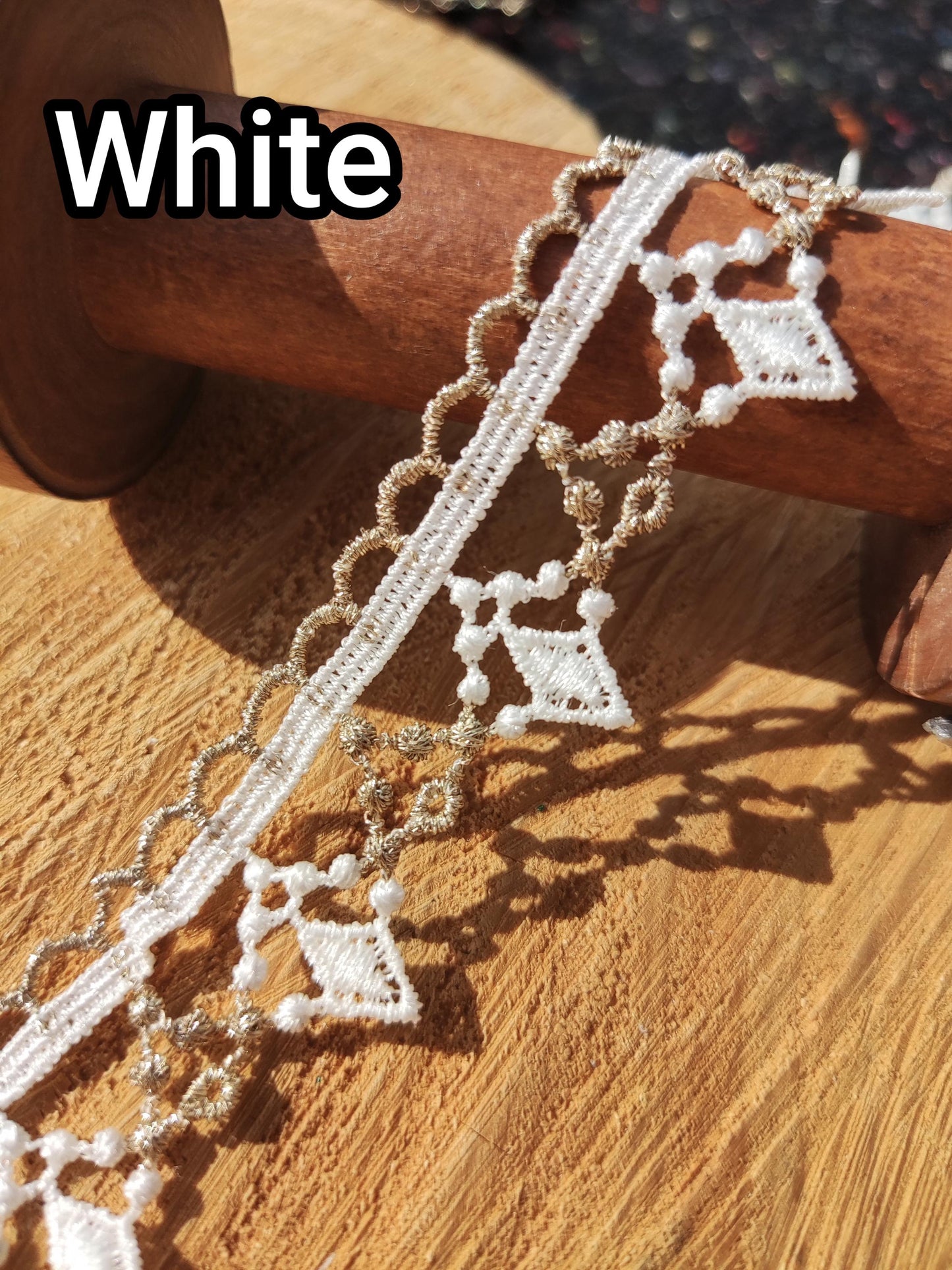 25mm width Delicate Lace Trim- Per yard- For Dressmaking, Soft Furnishing, Doll Clothes
