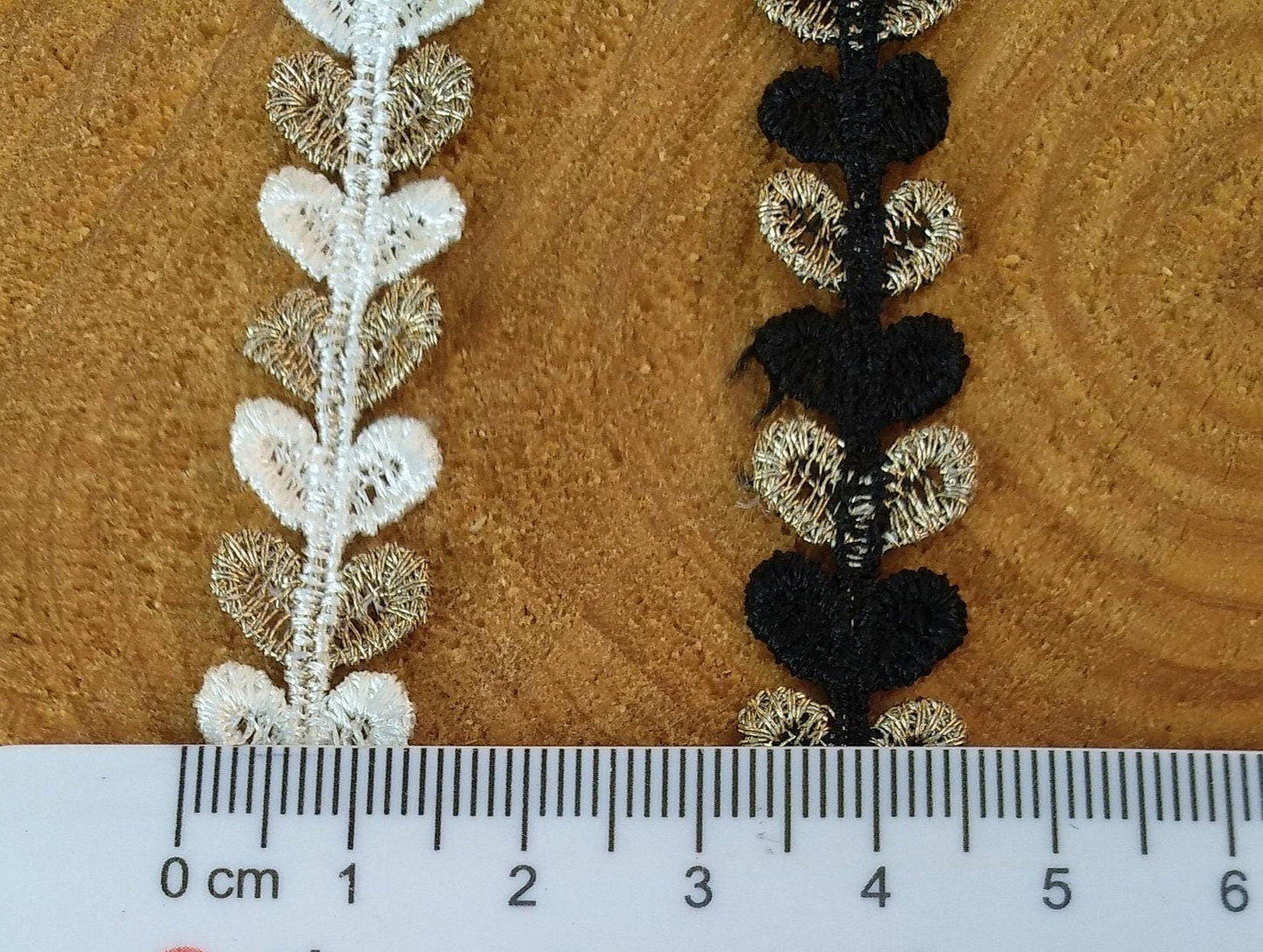 1.2cm Tiny Leaf Pattern Narrow Lace trim -Per yard -Fine Delicate Small Heart Embellishment for Doll Clothes, Dressmaking