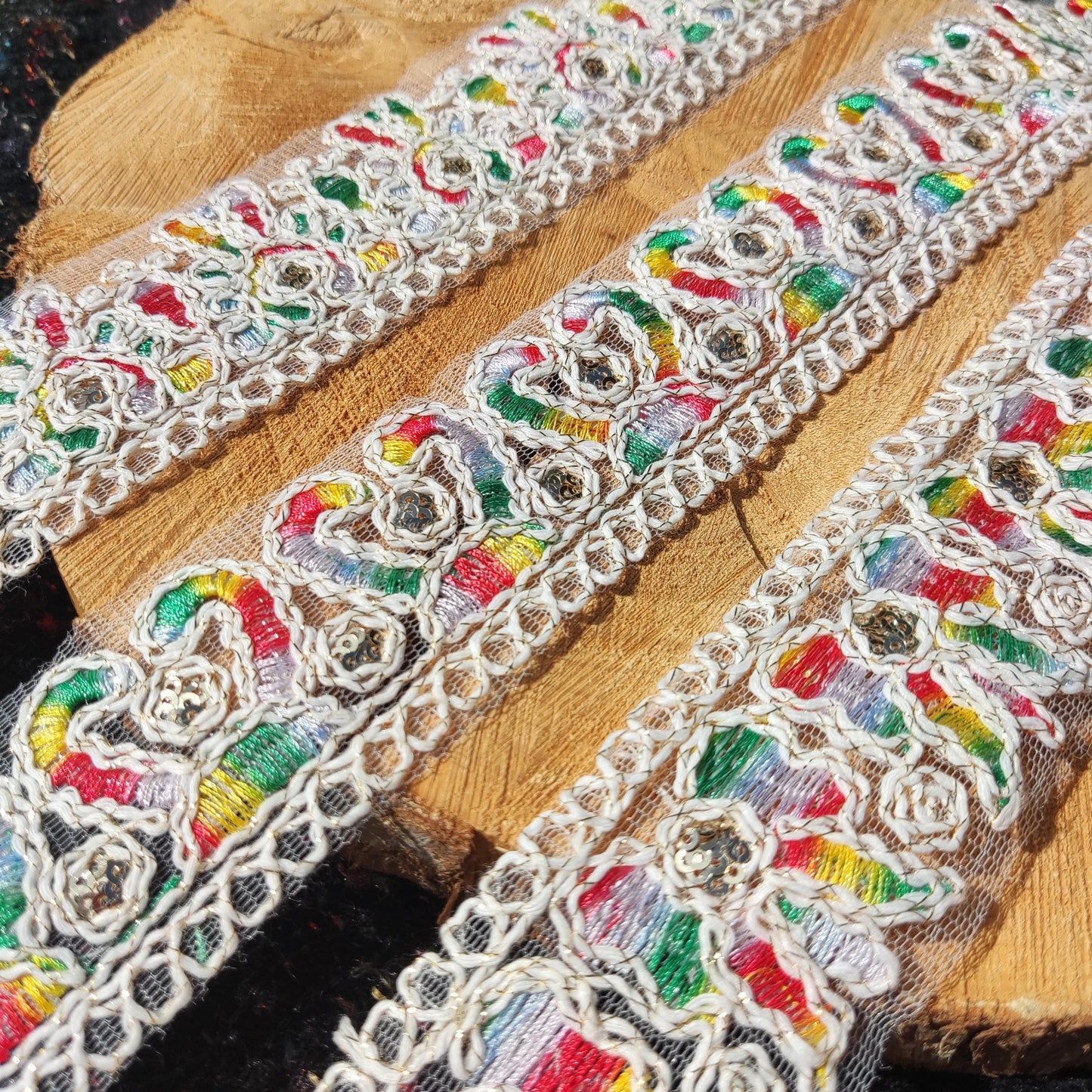 Off white Bohemian Trim with Sequins-4.5cm wide Gold thread Embroidered Mesh Border- Per yard- DIY Costume, Soft furnishings, Dressmaking