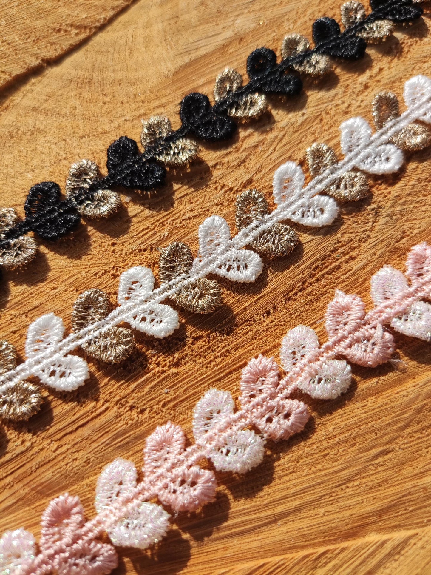 1.2cm Tiny Leaf Pattern Narrow Lace trim -Per yard -Fine Delicate Small Heart Embellishment for Doll Clothes, Dressmaking