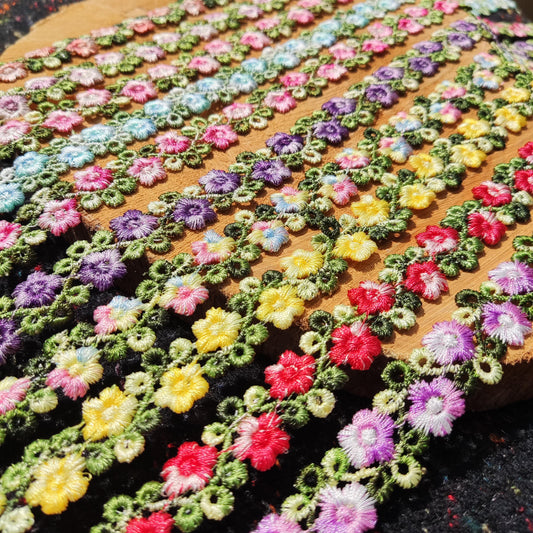 Flower Vine Embroidered Rococo Floral Trim- Per yard- 2cm wide Lace Border for Dressmaking, Home Decor DIY, Doll Clothes, Necklace making