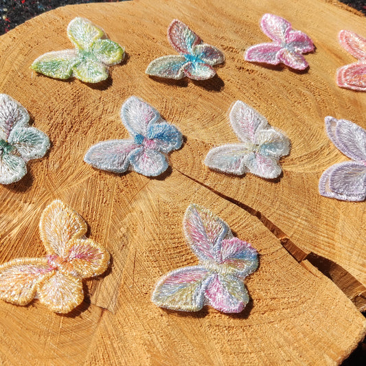 1pc Iridescent Sew on Butterfly Applique- 4cm*5cm Multi Coloured  Embroidered Motif Patch -DIY Clothes, Sewing embellishment, scrapbookin