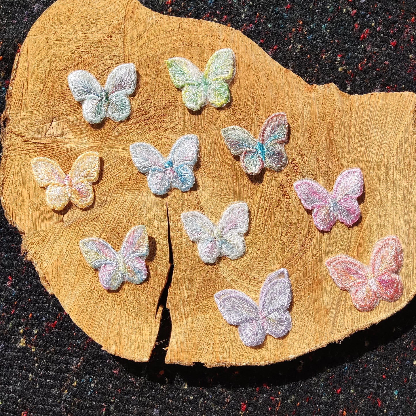 1pc Iridescent Sew on Butterfly Applique- 4cm*5cm Multi Coloured  Embroidered Motif Patch -DIY Clothes, Sewing embellishment, scrapbookin