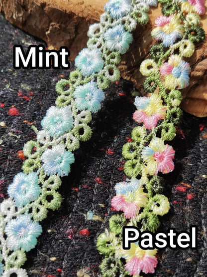 Flower Vine Embroidered Rococo Floral Trim- Per yard- 2cm wide Lace Border for Dressmaking, Home Decor DIY, Doll Clothes, Necklace making