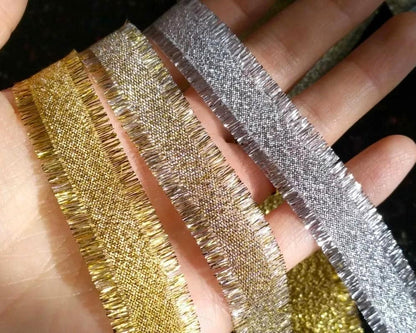16mm Frayed Edge Lurex Ribbon- Double Sided Metallic Ribbon in Gold or Silver- Luxury Sparkly Gift Wrap for Christmas, Halloween, Birthdays