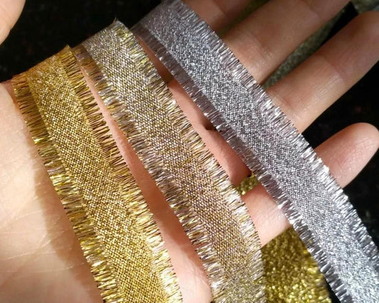 16mm Frayed Edge Lurex Ribbon- Double Sided Metallic Ribbon in Gold or Silver- Luxury Sparkly Gift Wrap for Christmas, Halloween, Birthdays