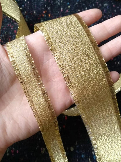 16mm Frayed Edge Lurex Ribbon- Double Sided Metallic Ribbon in Gold or Silver- Luxury Sparkly Gift Wrap for Christmas, Halloween, Birthdays