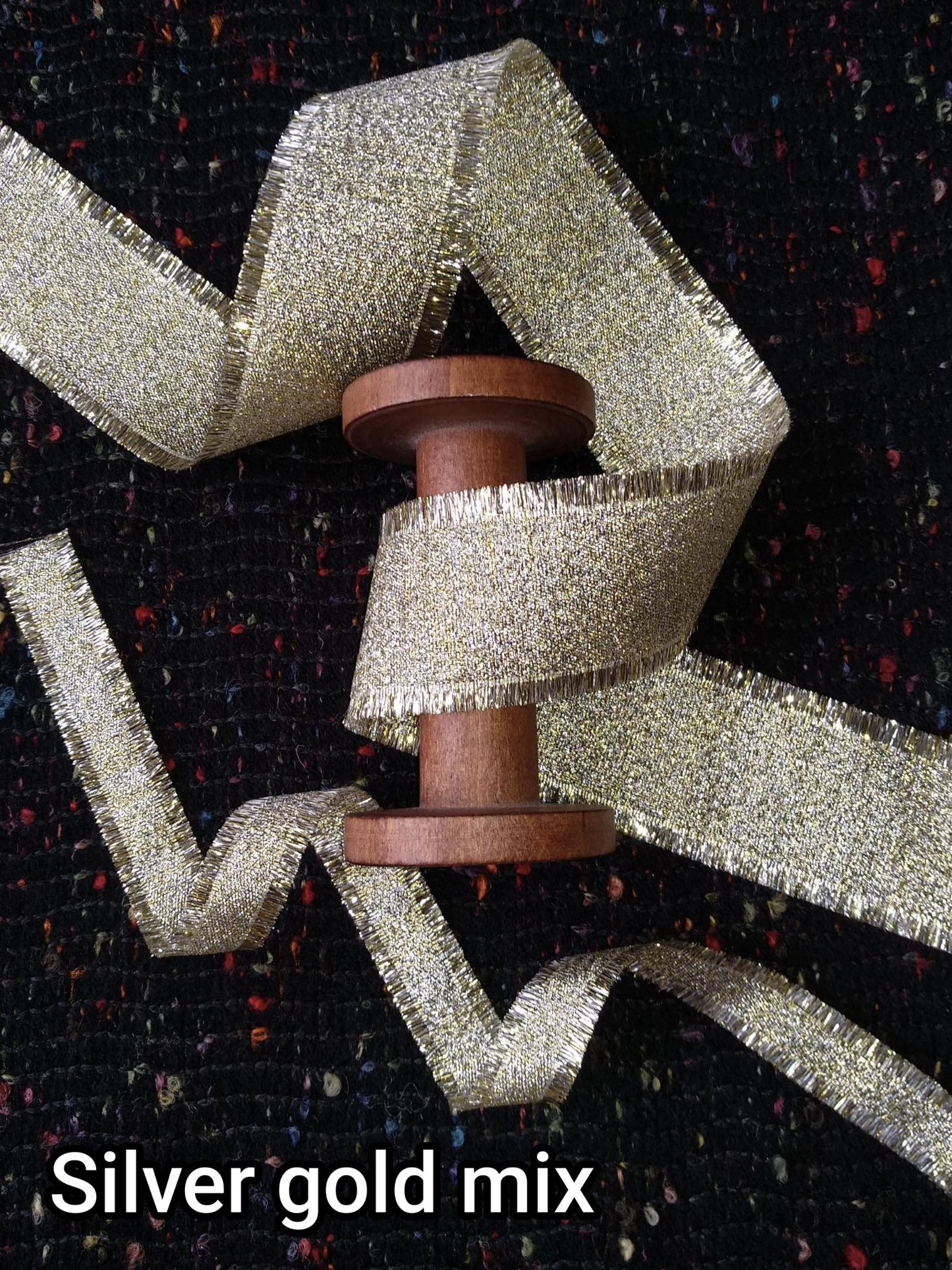 16mm Frayed Edge Lurex Ribbon- Double Sided Metallic Ribbon in Gold or Silver- Luxury Sparkly Gift Wrap for Christmas, Halloween, Birthdays